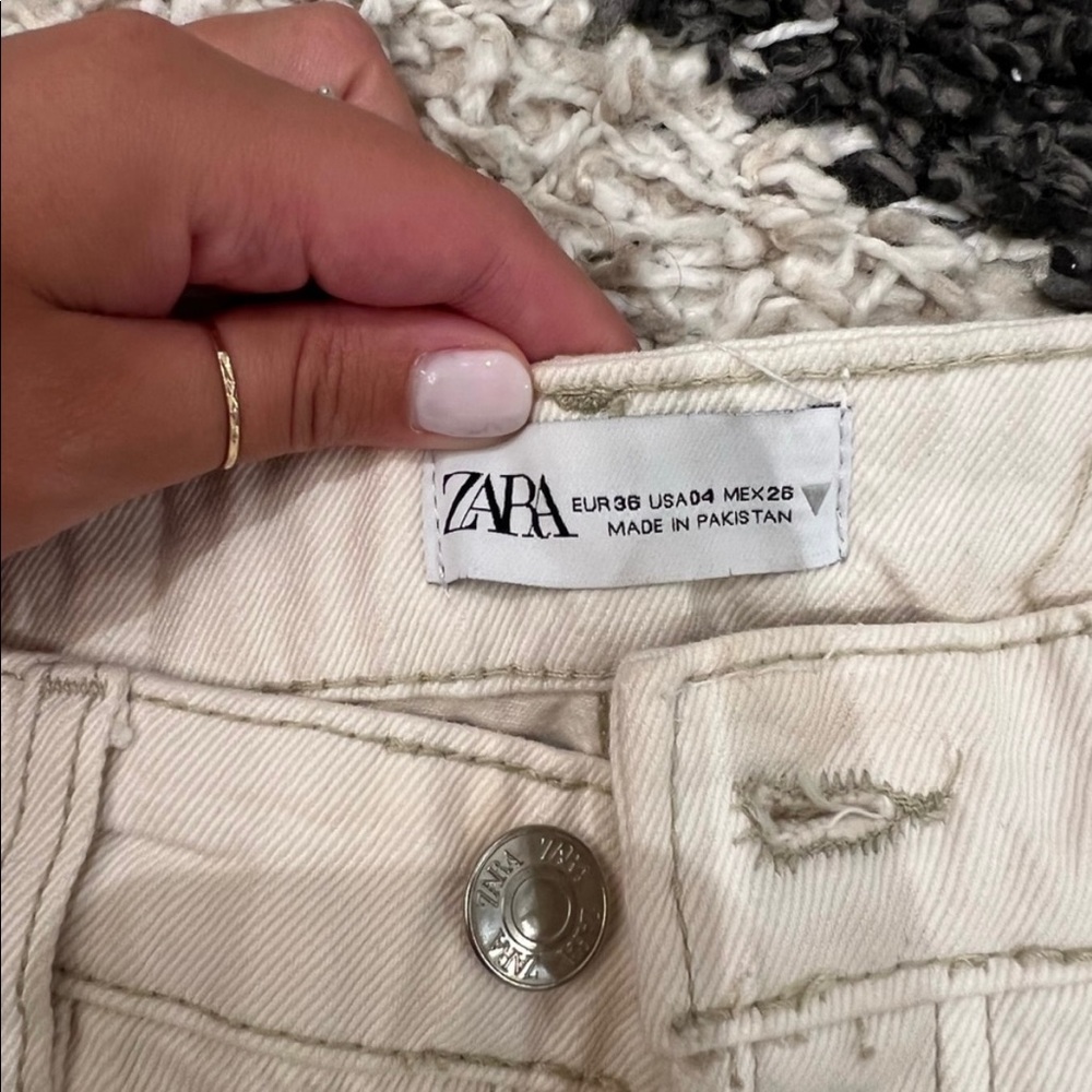 Zara cream jeans